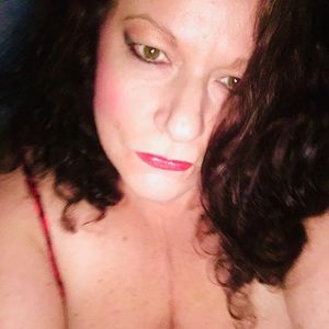 Meet your Posher, Cami